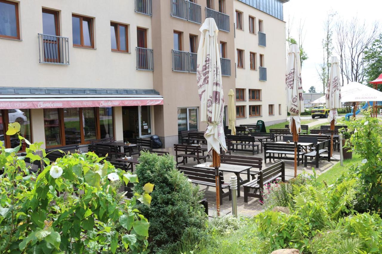 Hotel Petra Ліберець Екстер'єр фото