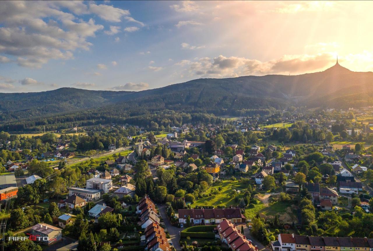Hotel Petra Ліберець Екстер'єр фото